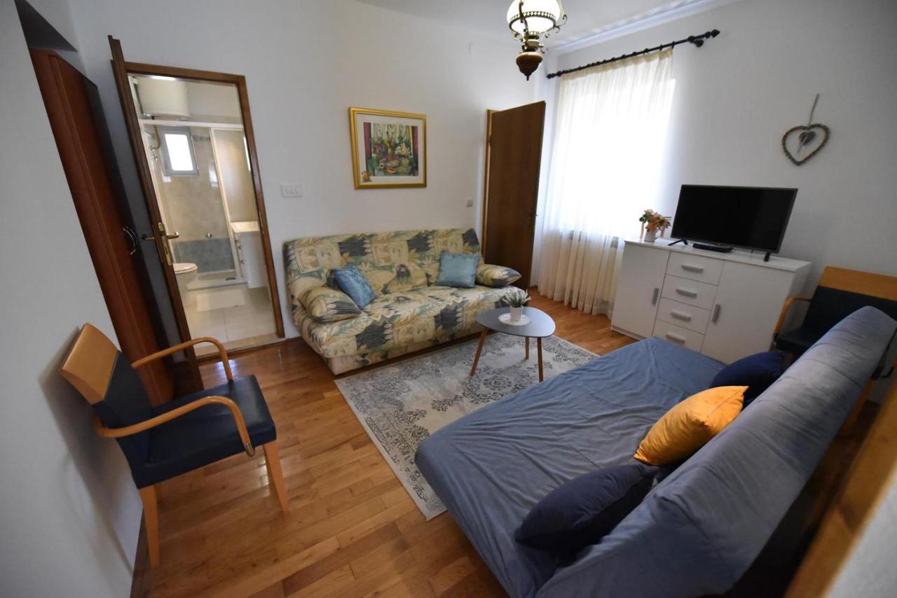 Apartment Nona Tar-Vabriga Exteriör bild